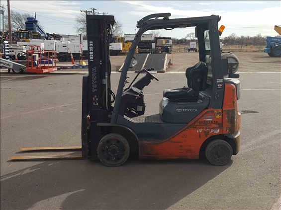 2013 Toyota 8FGCU20 Warehouse Forklift