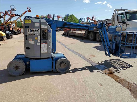 2013 Genie Z-30/20N Boom Lift