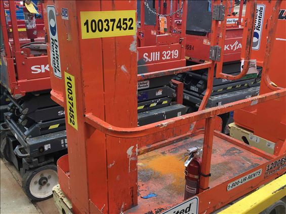 2012 JLG 1230ES Scissor Lift