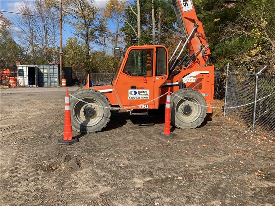 2013 SKYTRAK 6042 Rough Terrain Forklift