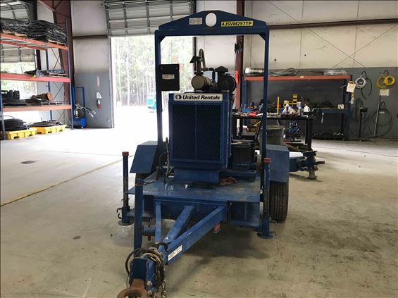 2017 Thompson 4JSVMDIST4LE2TM