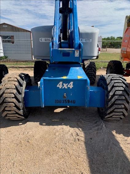 2012 Genie S-80X Boom Lift