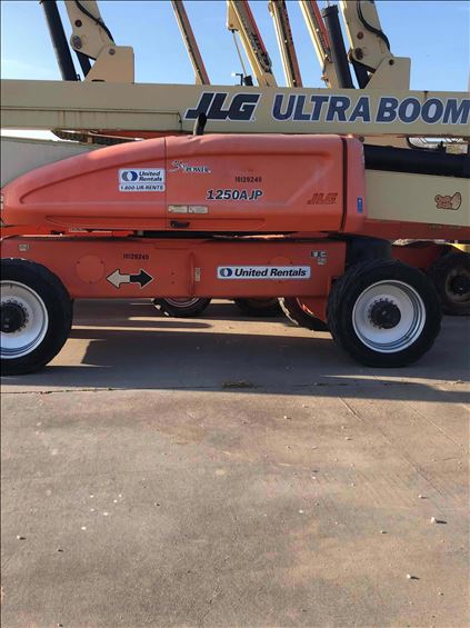 2013 JLG 1250AJP Boom Lift