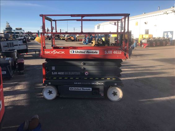 2013 Skyjack SJIII4632 Scissor Lift