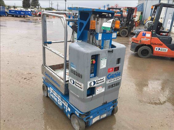 2013 Genie GR-12 Scissor Lift