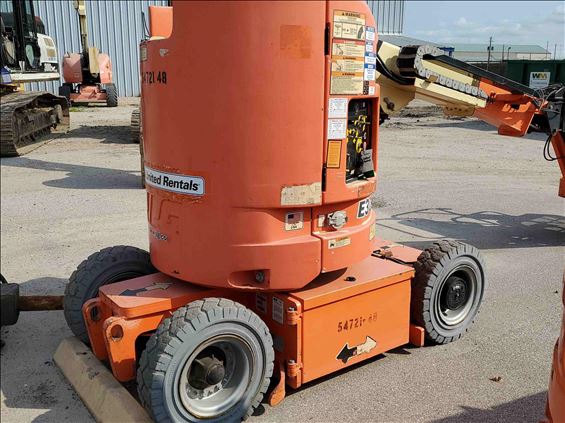 2012 JLG E300AJ Boom Lift