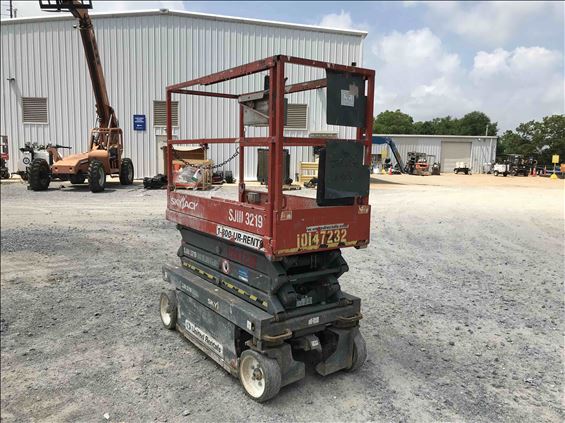 2013 Skyjack SJIII3219 Scissor Lift