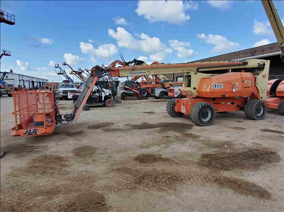 2013 JLG 800AJ Boom Lift