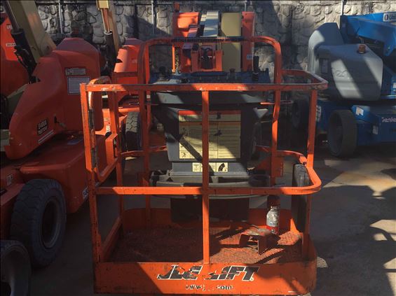 2012 JLG E300AJP Boom Lift