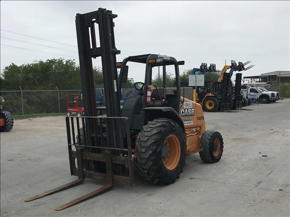 2016 Case 586H Rough Terrain Forklift