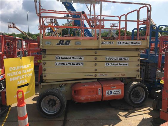 2013 JLG 4069LE Scissor Lift