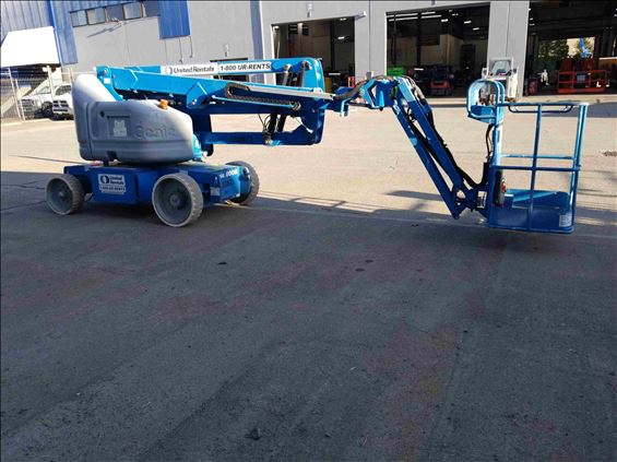 2011 Genie Z-40/23N RJ Boom Lift