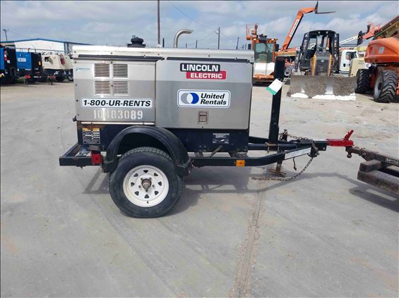 2016 Lincoln Electric Vantage 300 Welder