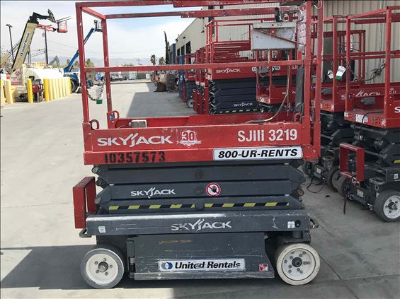 2015 Skyjack SJIII3219 Scissor Lift