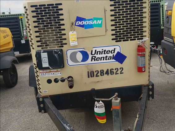 2014 Doosan P425/HP375WCUT4 Air Compressor