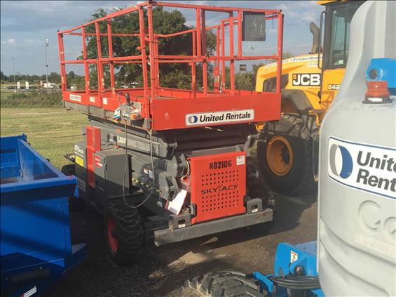 2013 Skyjack SJ8841RT Scissor Lift