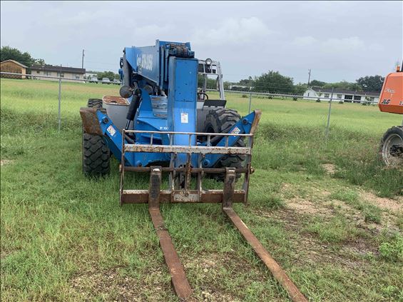 2013 Genie GTH-1056 Rough Terrain Forklift