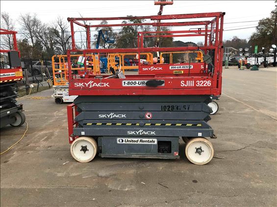 2014 Skyjack SJIII3226 Scissor Lift