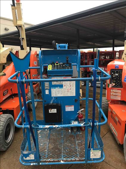 2013 Genie Z-30/20N Boom Lift