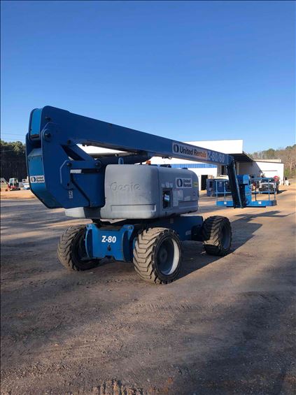 2011 Genie Z-80/60 Articulating Boom Lift