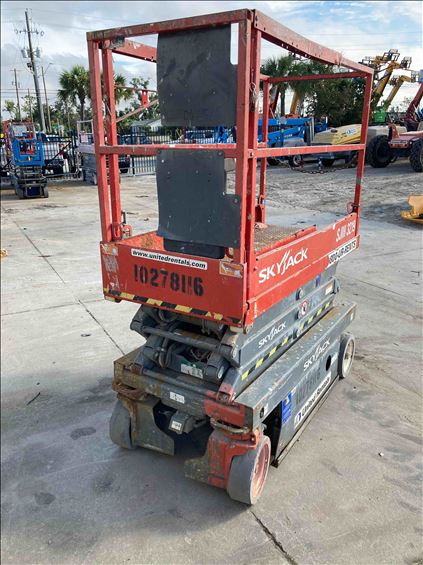 2014 Skyjack SJIII3219 Scissor Lift