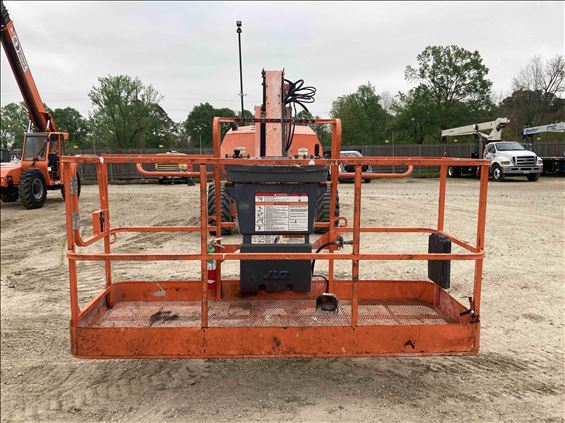 2013 JLG 800AJ Boom Lift