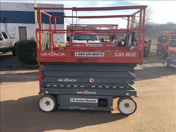 2014 Skyjack SJIII4632 Scissor Lift