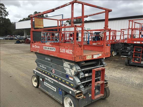 2014 Skyjack SJIII4632 Scissor Lift