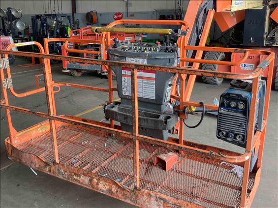 2013 JLG 800AJ Boom Lift