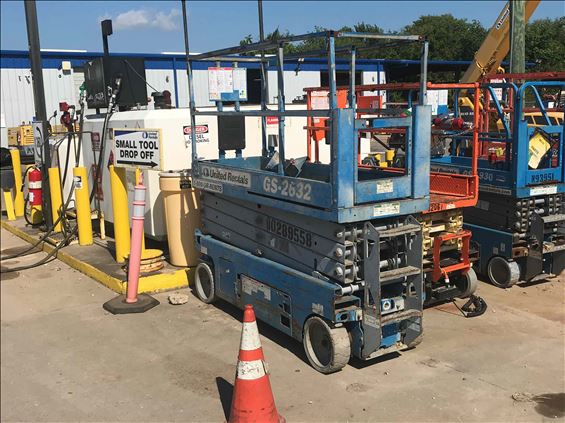 2014 Genie GS-2632 Scissor Lift
