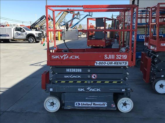 2015 Skyjack SJIII3219 Scissor Lift