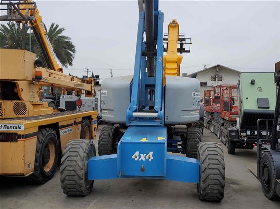 2012 Genie S-65 Boom Lift