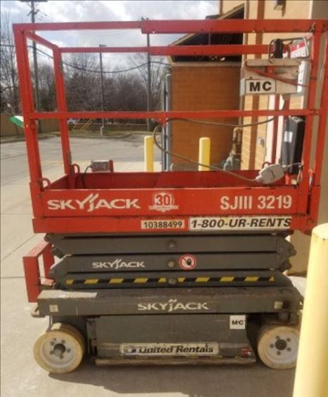 2015 Skyjack SJIII3219 Scissor Lift