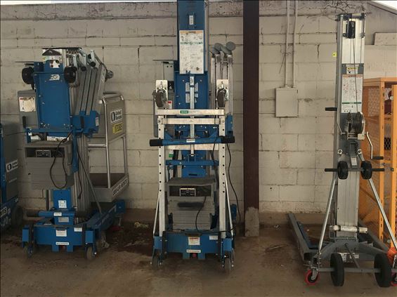 2015 Genie AWP-40SDC Pusharound Lift