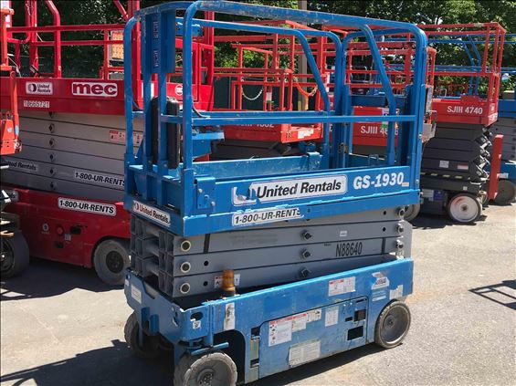 2015 Genie GS-1930 Scissor Lift