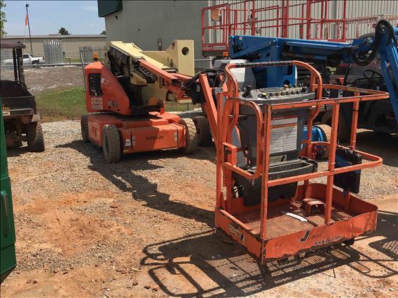 2012 JLG E400AJPN Boom Lift