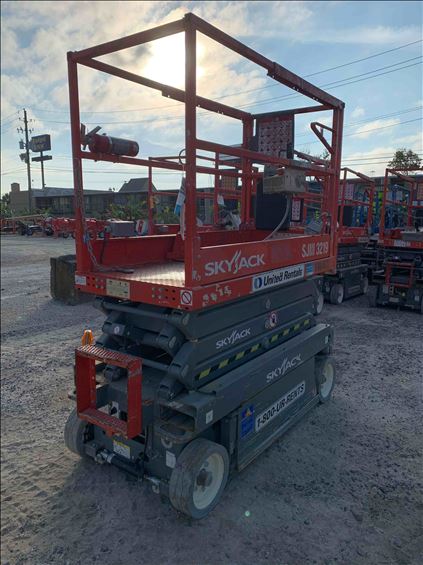 2014 Skyjack SJIII3219 Scissor Lift