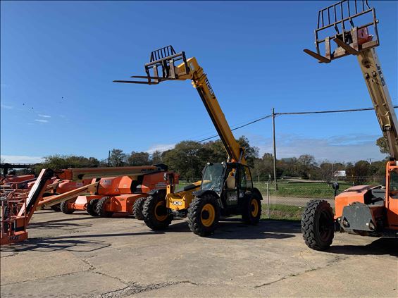 2014 JCB 507-42 Rough Terrain Forklift