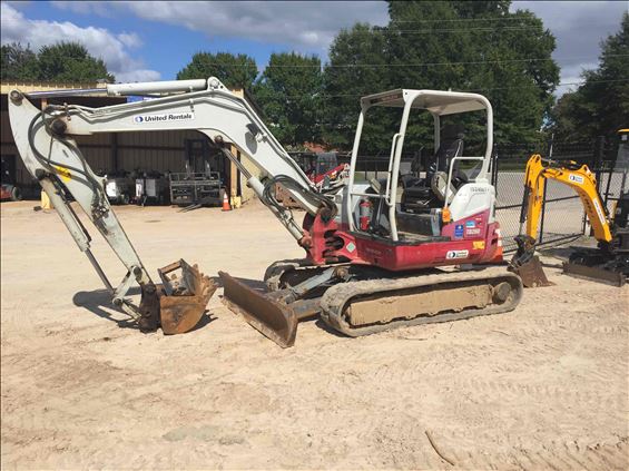 2015 Takeuchi TB260 Mini-Excavator
