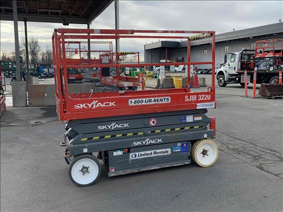 2015 Skyjack SJIII3220 Scissor Lift