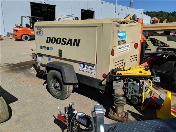 2013 Doosan P425/HP375WCUT4 Air Compressor