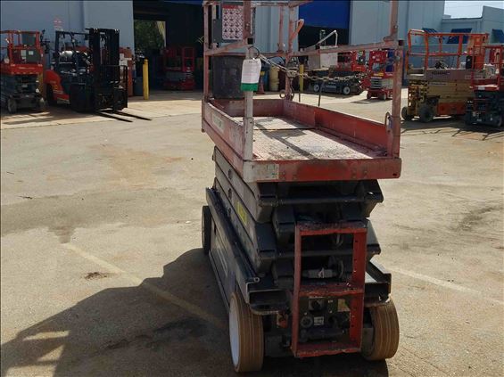 2013 Skyjack SJIII3226 Scissor Lift