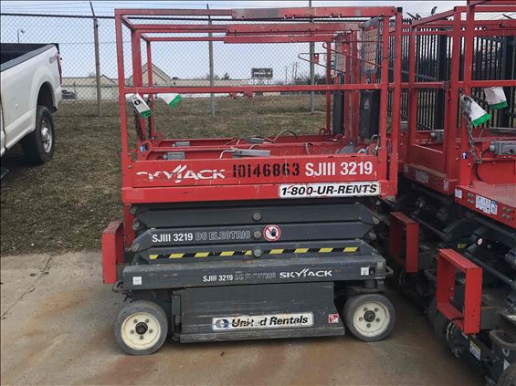 2015 Skyjack SJIII3219 Scissor Lift