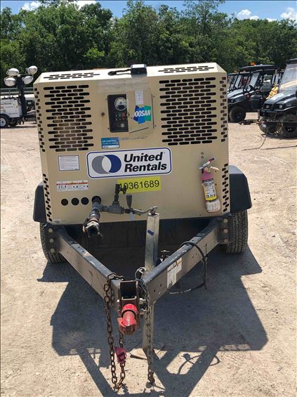 2015 Doosan P425/HP375WCUT4 Air Compressor