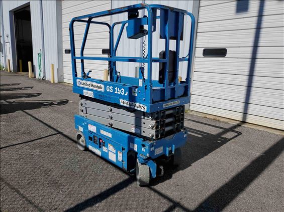 2015 Genie GS-1930 Scissor Lift