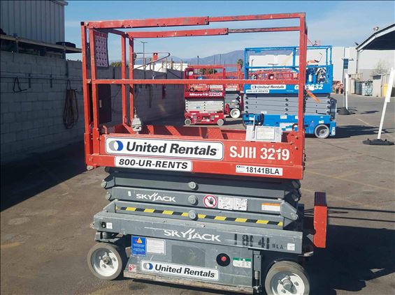 2015 Skyjack SJIII3219 Scissor Lift