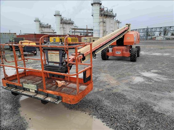 2013 JLG 800S Boom Lift