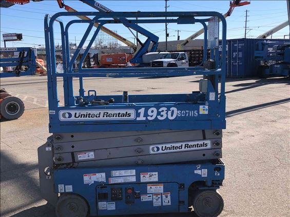 2014 Genie GS-1930 Scissor Lift