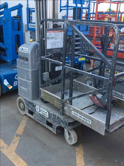2013 JLG 20MVL Vertical Lift