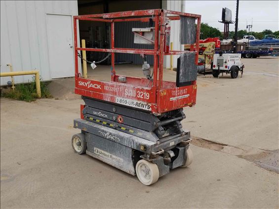 2014 Skyjack SJIII3219 Scissor Lift